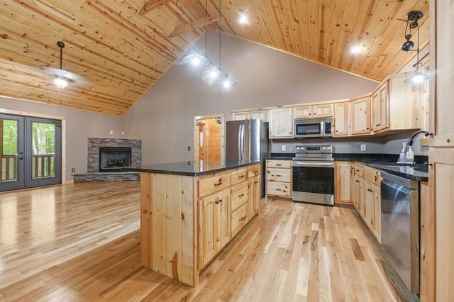 305 Woodcrest Drive, Murphy, NC 28906
