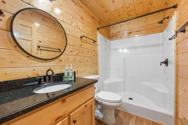 305 Woodcrest Drive, Murphy, NC 28906