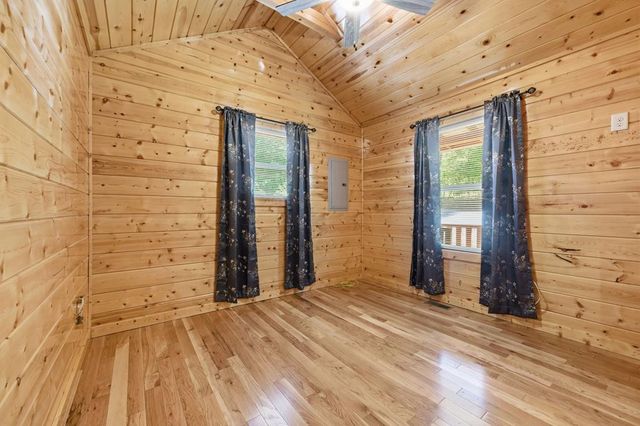 305 Woodcrest Drive, Murphy, NC 28906