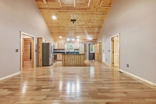 305 Woodcrest Drive, Murphy, NC 28906