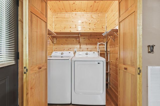 305 Woodcrest Drive, Murphy, NC 28906