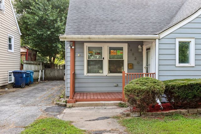 14830 Karlov Avenue, Midlothian, IL 60445