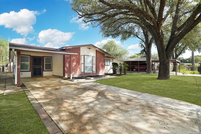 7019 GREENBERRY DR, San Antonio, TX 78227