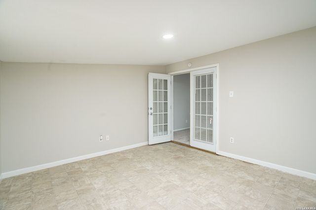 7019 GREENBERRY DR, San Antonio, TX 78227