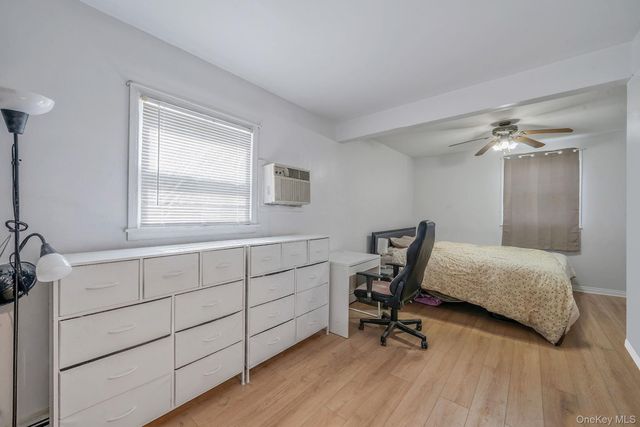 23 Evergreen Drive, Lindenhurst, NY 11757