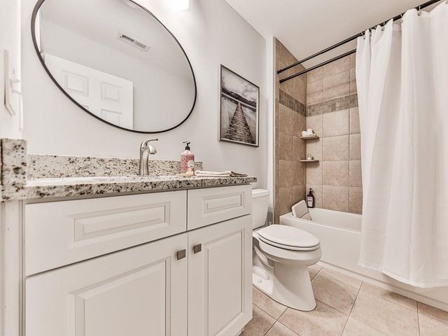 268 N Briar Ridge, Woodstock, GA 30189