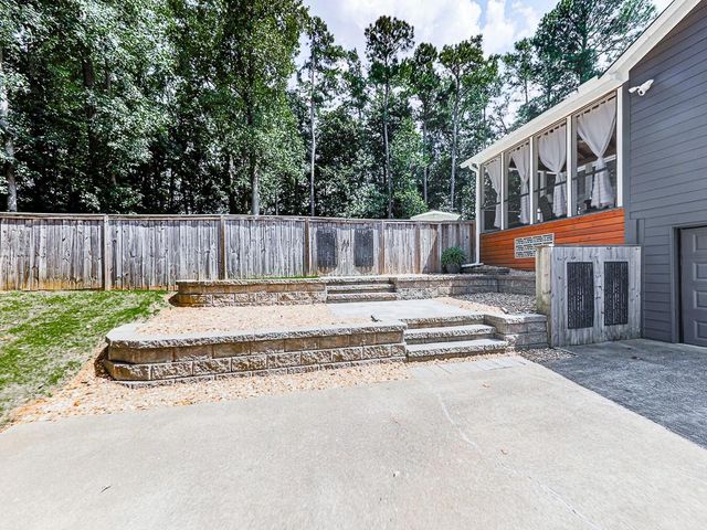 268 N Briar Ridge, Woodstock, GA 30189