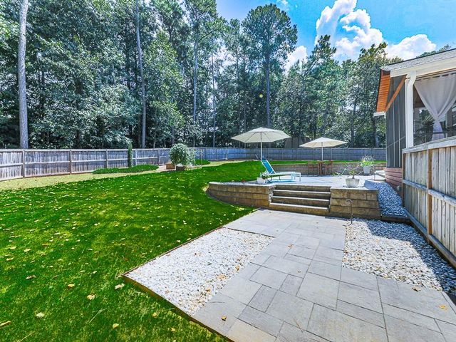 268 N Briar Ridge, Woodstock, GA 30189