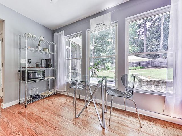 268 N Briar Ridge, Woodstock, GA 30189