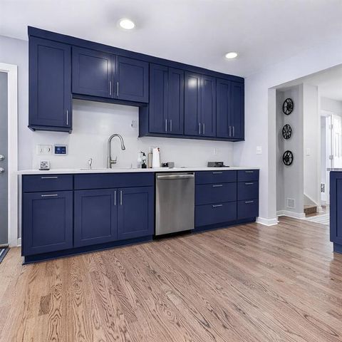 268 N Briar Ridge, Woodstock, GA 30189