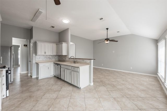 6307 Pleasant Stream Drive, Katy, TX 77449