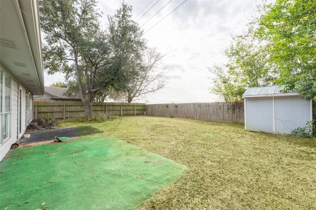 6307 Pleasant Stream Drive, Katy, TX 77449