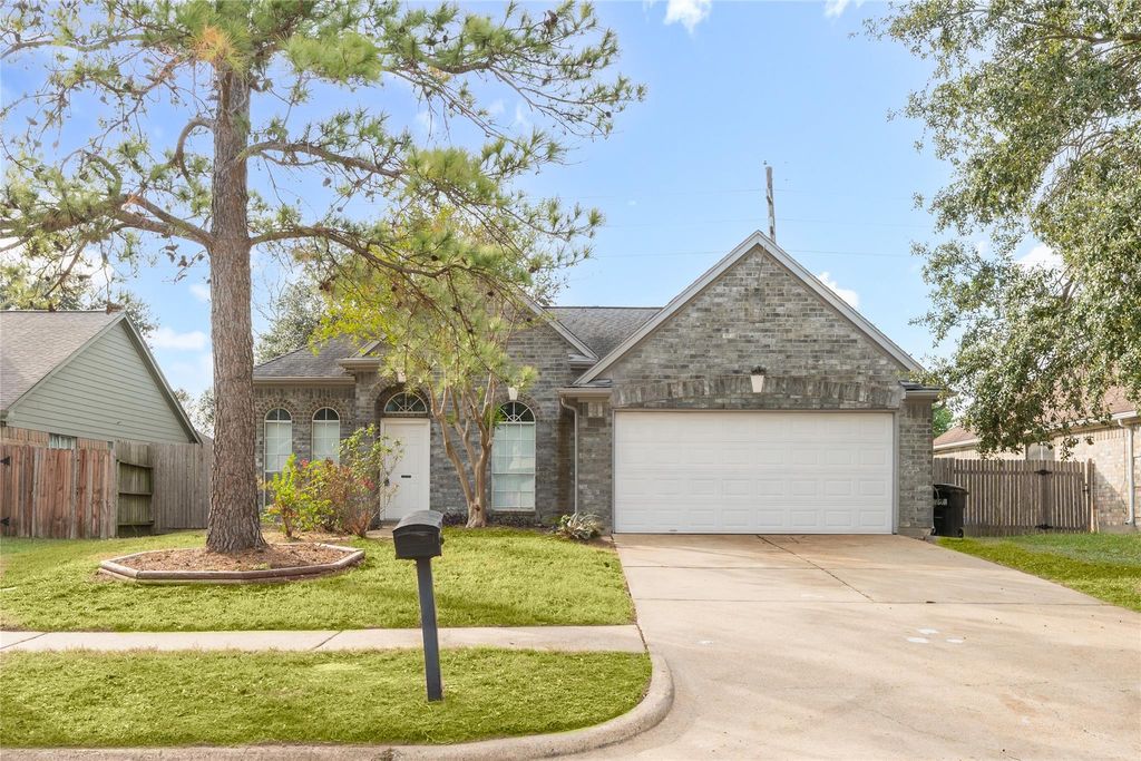 6307 Pleasant Stream Drive, Katy, TX 77449