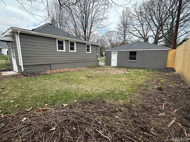 3142 Wright Street, Port Huron, MI 48060