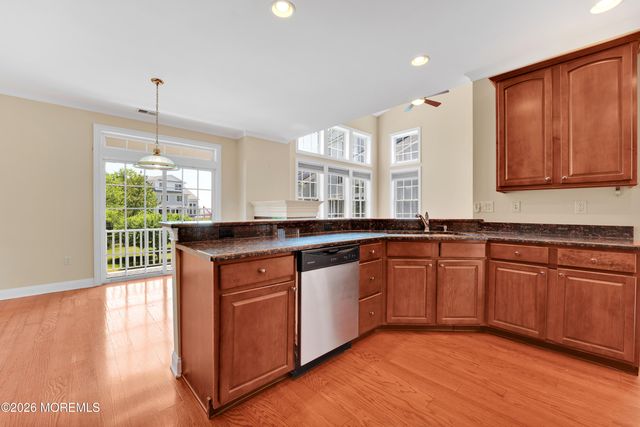 18 Skimmer Lane, Port Monmouth, NJ 07758