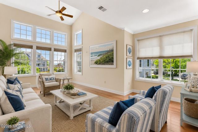 18 Skimmer Lane, Port Monmouth, NJ 07758