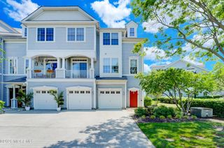 18 Skimmer Lane, Port Monmouth, NJ 07758