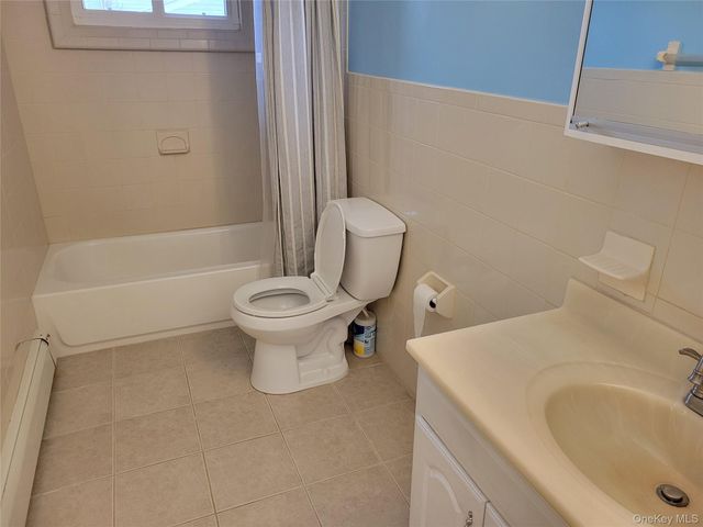 71 Cayuga Avenue, South Setauket, NY 11720