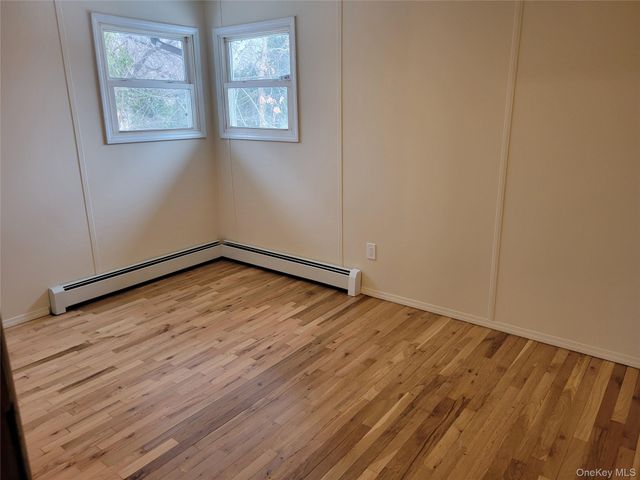 71 Cayuga Avenue, South Setauket, NY 11720