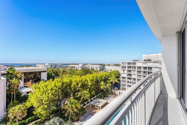 2780 S Ocean Boulevard 805, Palm Beach, FL 33480