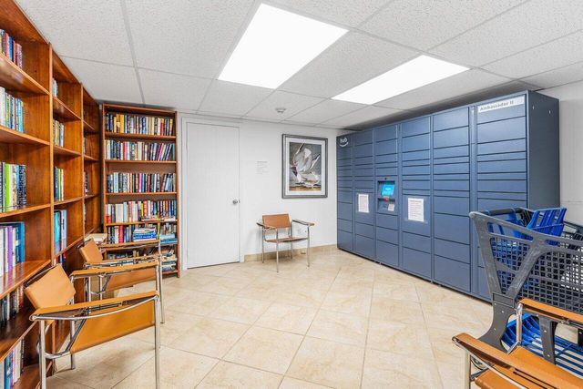 2780 S Ocean Boulevard 805, Palm Beach, FL 33480