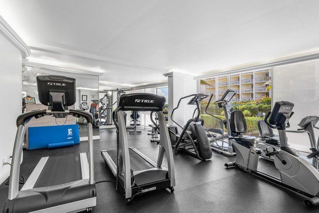 2780 S Ocean Boulevard 805, Palm Beach, FL 33480