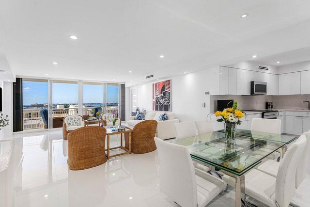 2780 S Ocean Boulevard 805, Palm Beach, FL 33480