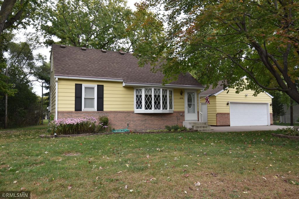 2201 108th Avenue NW, Coon Rapids, MN 55433