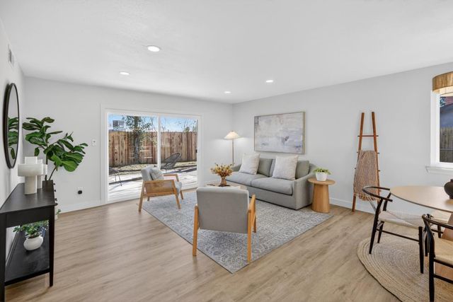 4104 Worthington Dr, North Highlands, CA 95660