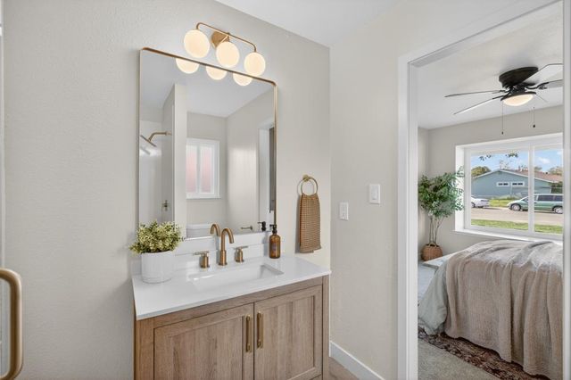 4104 Worthington Dr, North Highlands, CA 95660