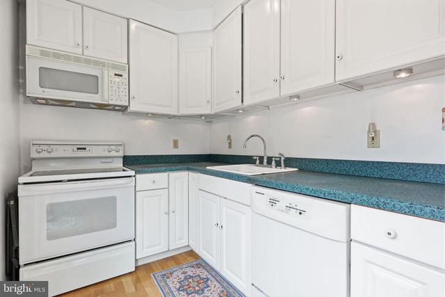79 PARK AVE, Morrisville, PA 19067