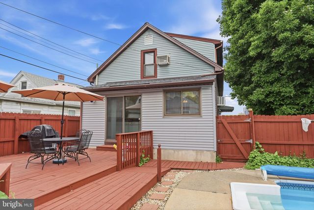 79 PARK AVE, Morrisville, PA 19067