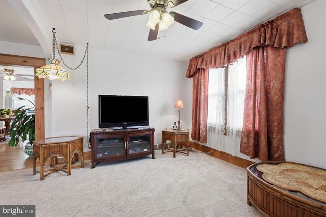 79 PARK AVE, Morrisville, PA 19067