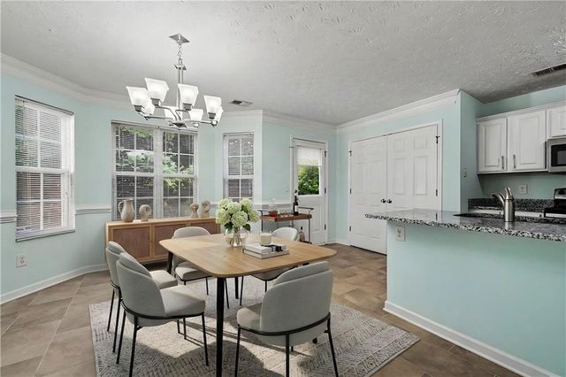 5606 Union Pointe Drive, Union City, GA 30291