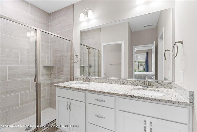 3986 Mustang, East Lansing, MI 48823