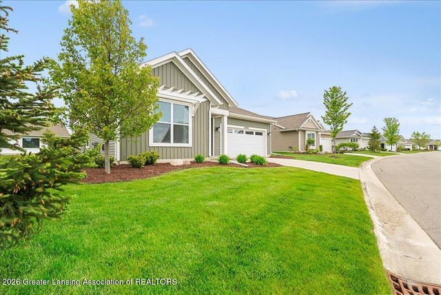 3986 Mustang, East Lansing, MI 48823