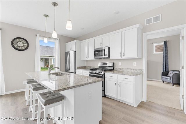 3986 Mustang, East Lansing, MI 48823