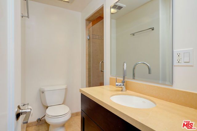 932 S Shenandoah Street 5, Los Angeles, CA 90035