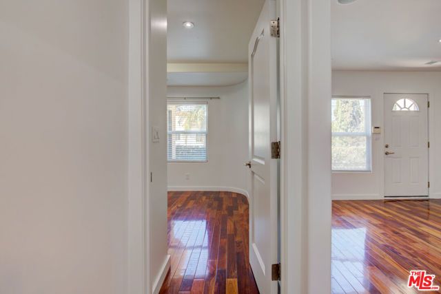 932 S Shenandoah Street 5, Los Angeles, CA 90035