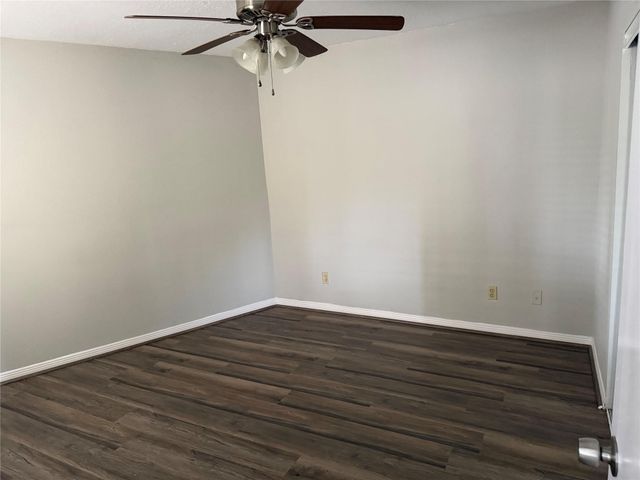 6107 Snug Harbor Boulevard L11, Montgomery, TX 77356