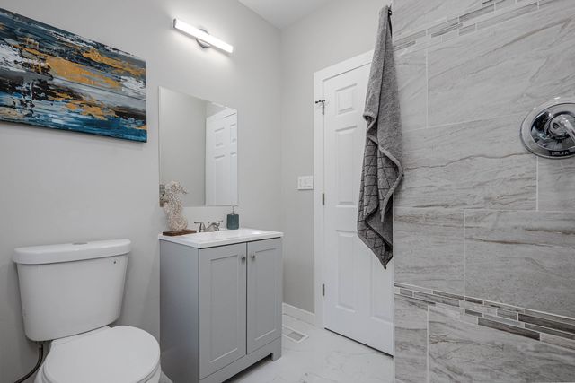 1205 W 97th Place, Chicago, IL 60643