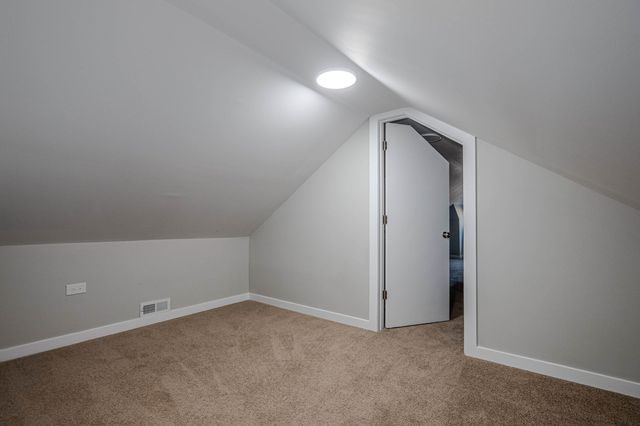 1205 W 97th Place, Chicago, IL 60643