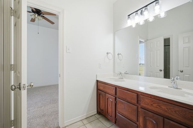 431 Mcalpin Road, Midlothian, TX 76065