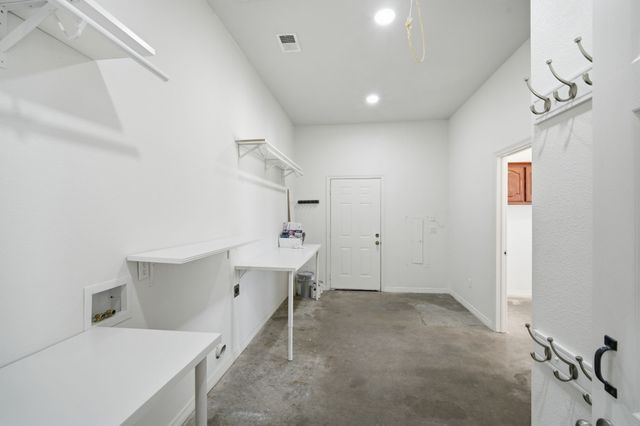 431 Mcalpin Road, Midlothian, TX 76065
