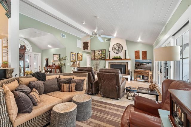 9175 SILVER LAKE DRIVE, Leesburg, FL 34788