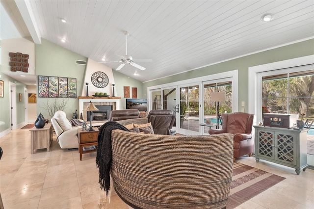 9175 SILVER LAKE DRIVE, Leesburg, FL 34788