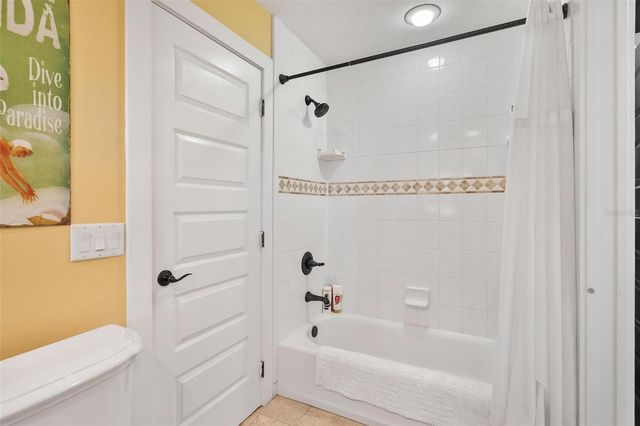 9175 SILVER LAKE DRIVE, Leesburg, FL 34788