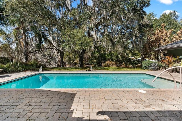 9175 SILVER LAKE DRIVE, Leesburg, FL 34788