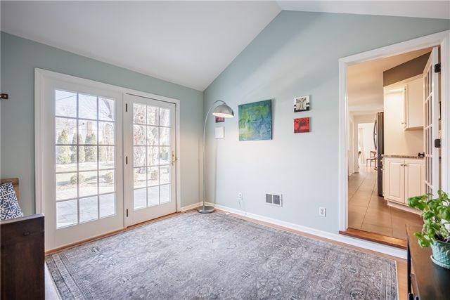 56 Hunters Lane, Brighton, NY 14618