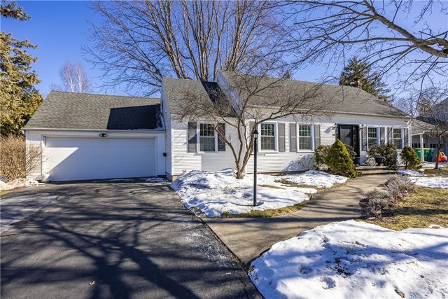 56 Hunters Lane, Brighton, NY 14618